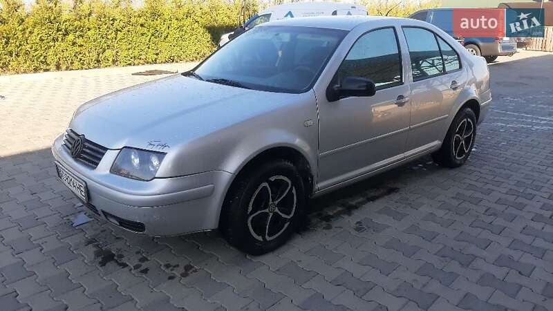Volkswagen Bora (2001)