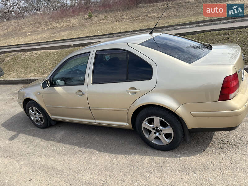 Volkswagen Bora (2003)