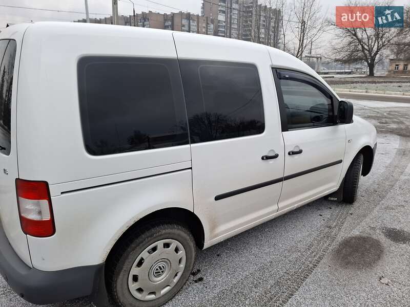 Volkswagen Caddy (2009)