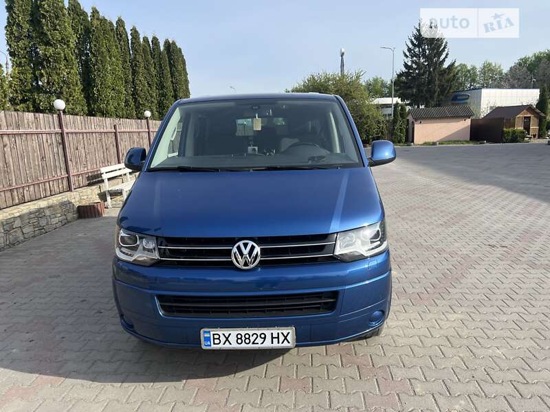 Volkswagen Caravelle (2013)