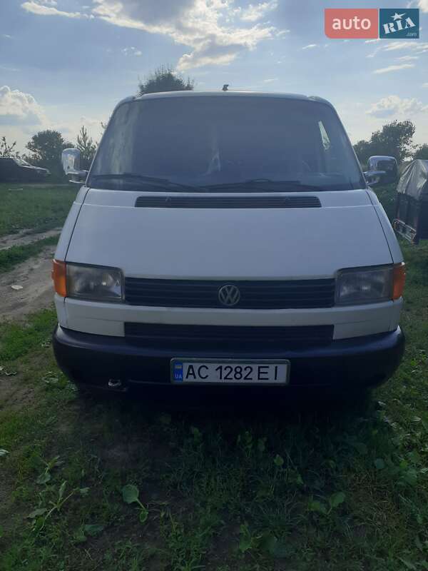 Volkswagen Caravelle (1998)
