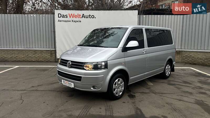 Volkswagen Caravelle (2014)
