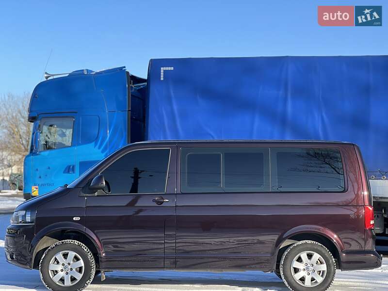 Volkswagen Caravelle (2014)