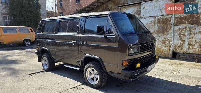 Volkswagen Caravelle (1989)