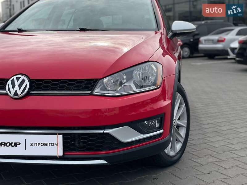 Volkswagen Golf alltrack (2017)