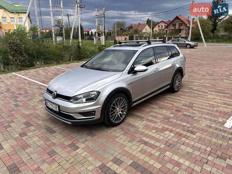 Volkswagen Golf alltrack (2016)