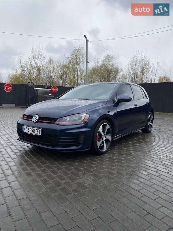 Volkswagen Golf gti (2017)