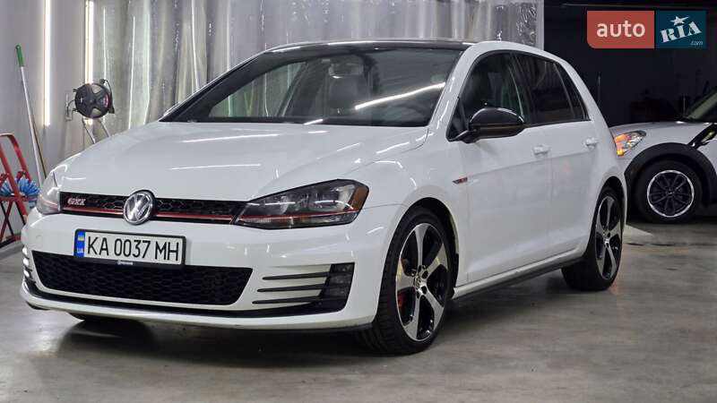 Volkswagen Golf gti (2015)