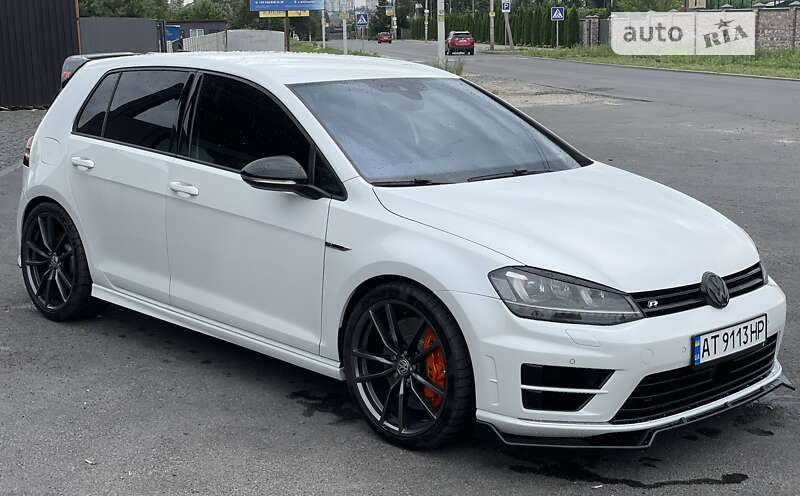 Volkswagen Golf r (2016)
