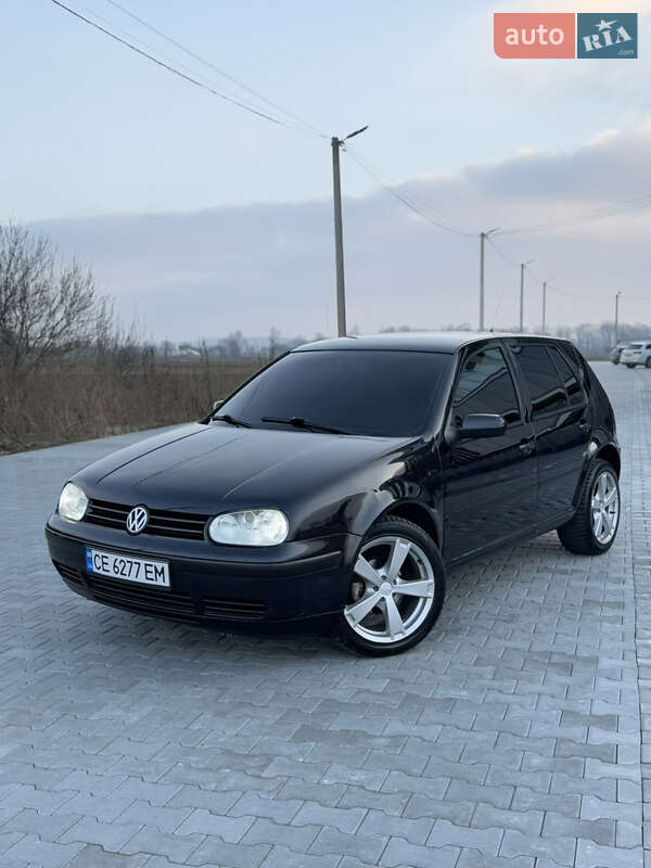 Volkswagen Golf (2001)