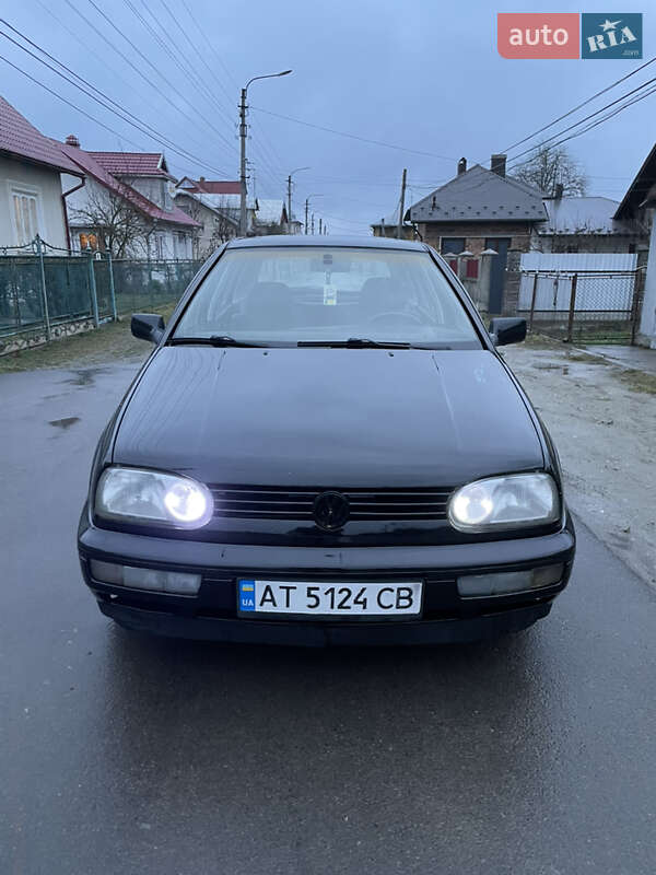 Volkswagen Golf (1996)