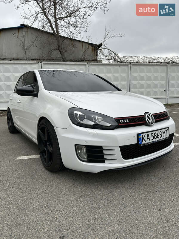 Volkswagen Golf (2011)
