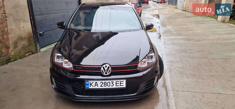 Volkswagen Golf (2011)