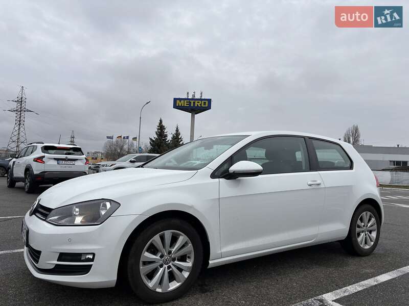 Volkswagen Golf (2016)