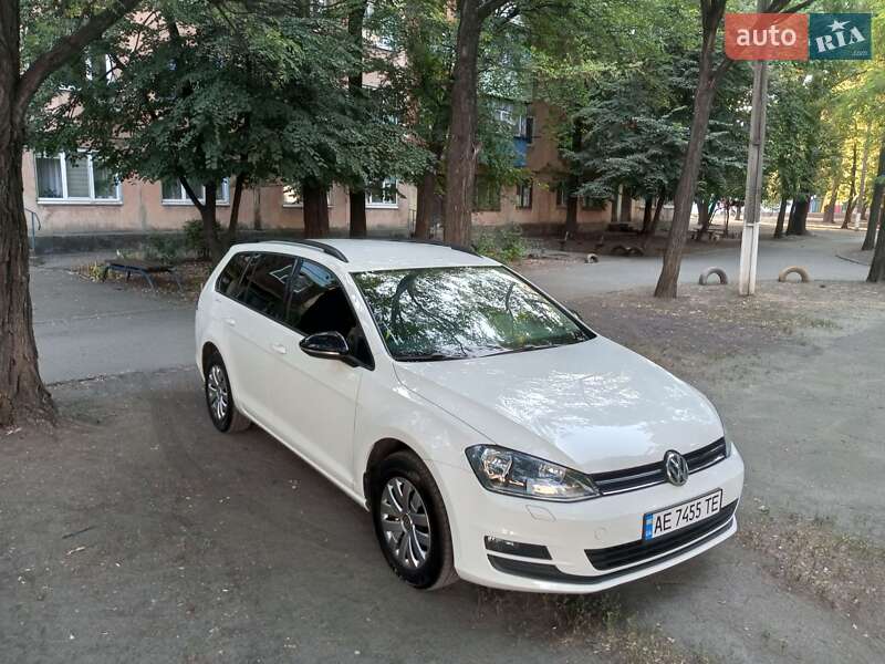 Volkswagen Golf (2013)
