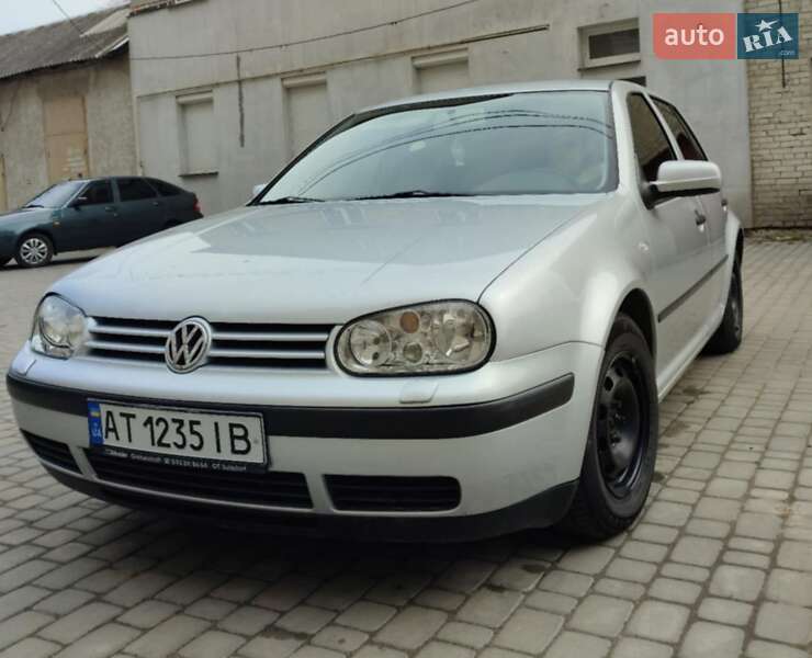 Volkswagen Golf (2000)