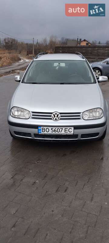 Volkswagen Golf (2001)