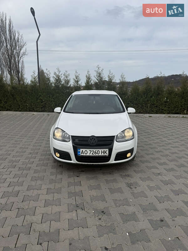 Volkswagen Golf (2008)