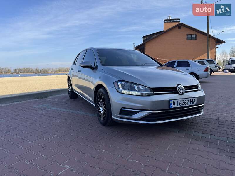 Volkswagen Golf (2018)