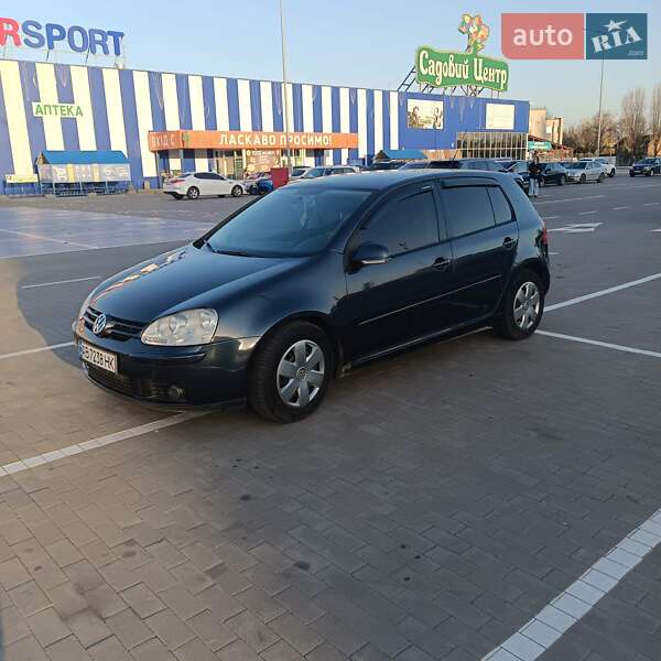 Volkswagen Golf (2006)