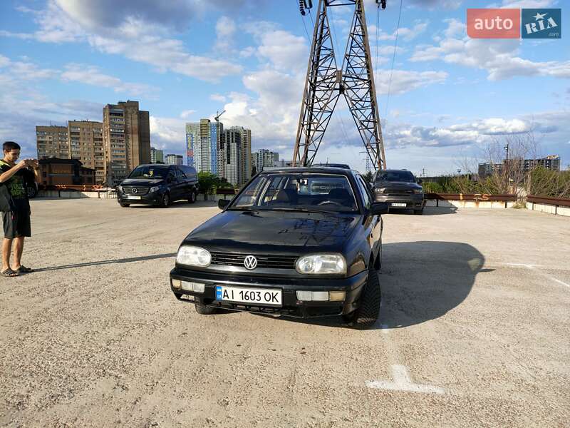 Volkswagen Golf (1997)