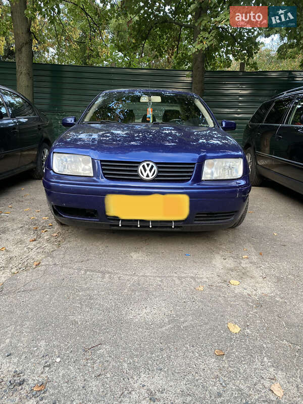 Volkswagen Jetta (2000)