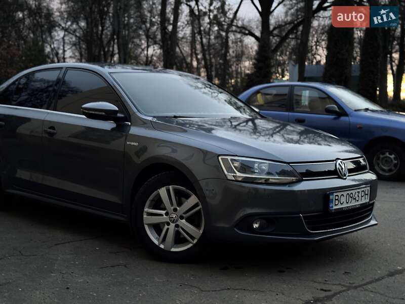 Volkswagen Jetta (2013)