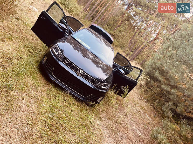 Volkswagen Jetta (2012)