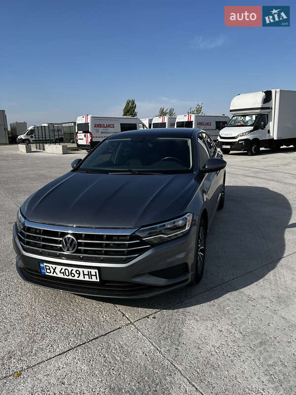 Volkswagen Jetta (2019)