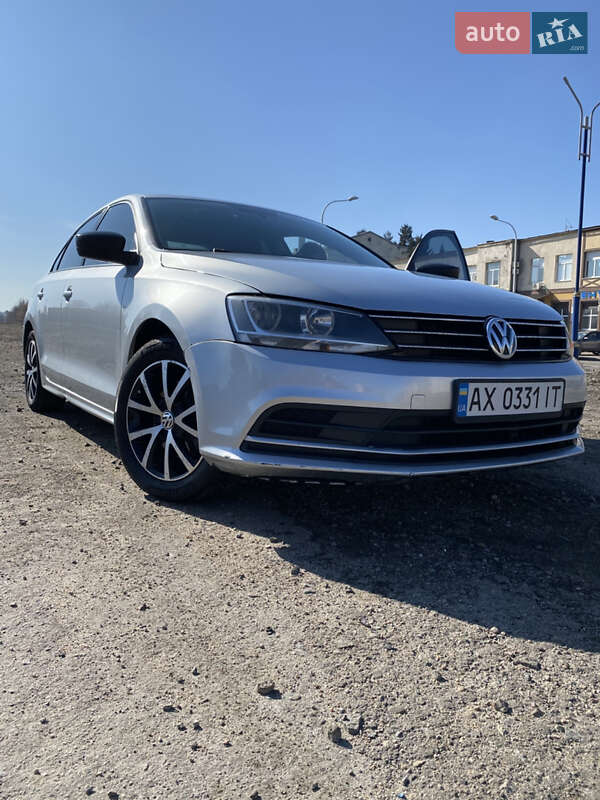 Volkswagen Jetta (2015)