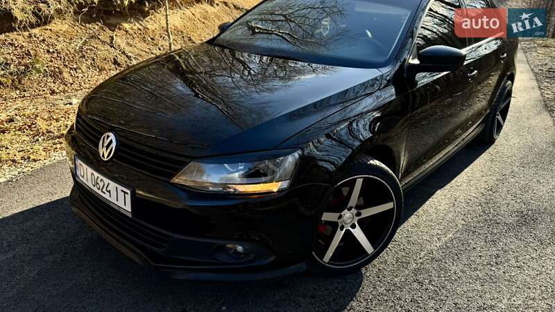 Volkswagen Jetta (2012)