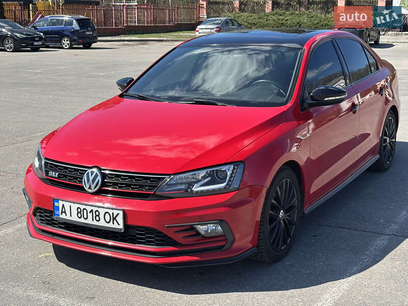 Volkswagen Jetta (2016)