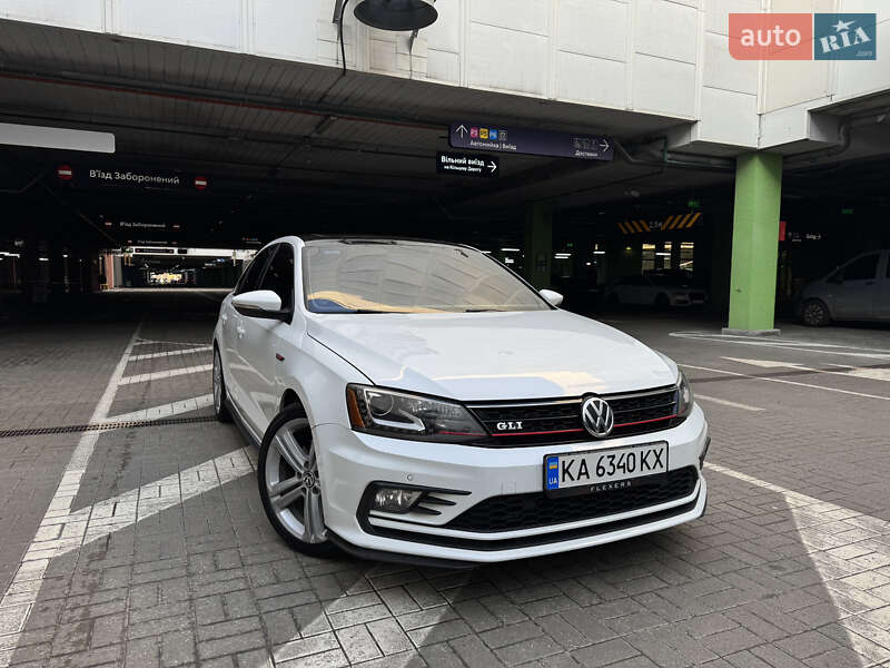 Volkswagen Jetta (2016)