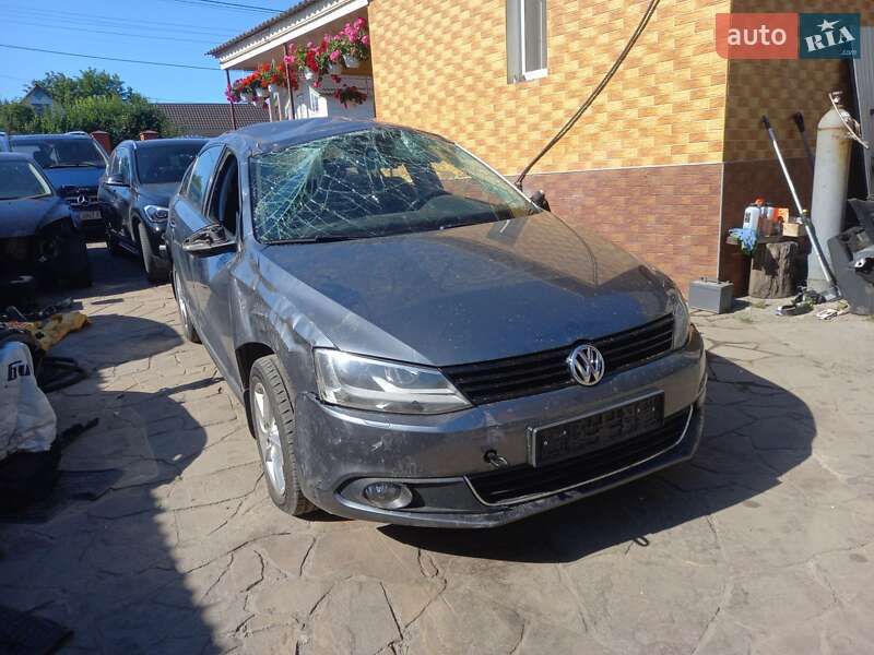 Volkswagen Jetta (2013)