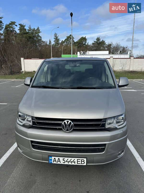 Volkswagen Multivan (2013)