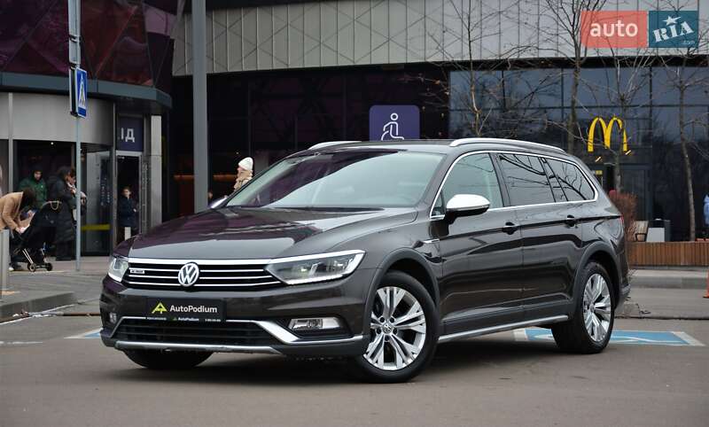 Volkswagen Passat alltrack (2017)