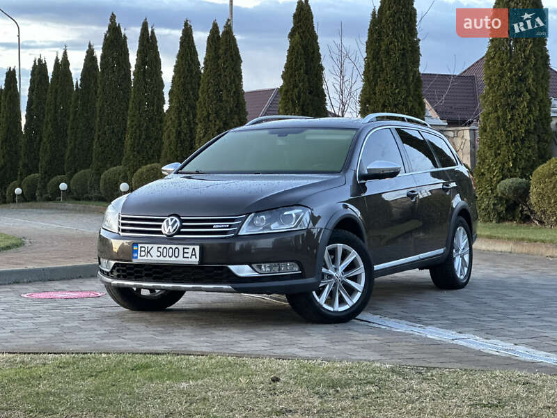 Volkswagen Passat alltrack (2012)