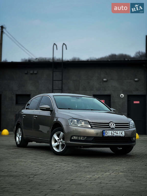 Volkswagen Passat (2011)