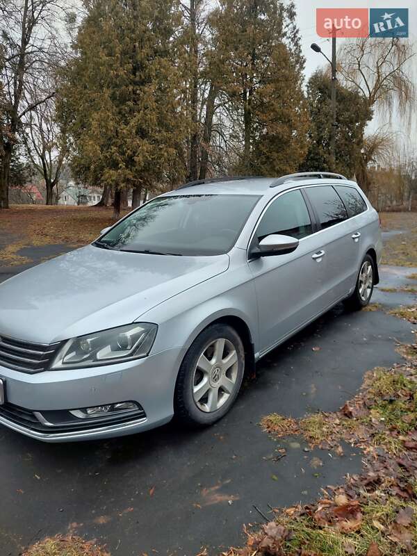 Volkswagen Passat (2011)