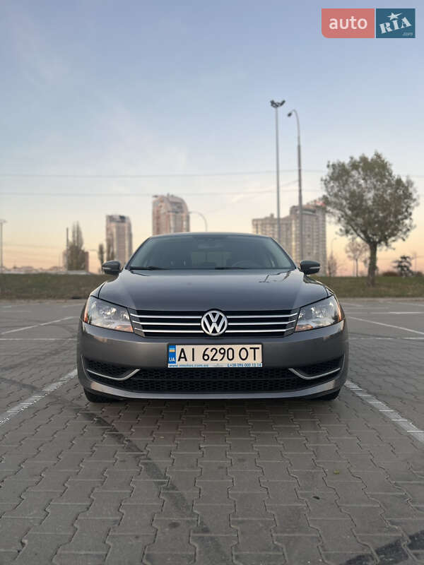 Volkswagen Passat (2012)