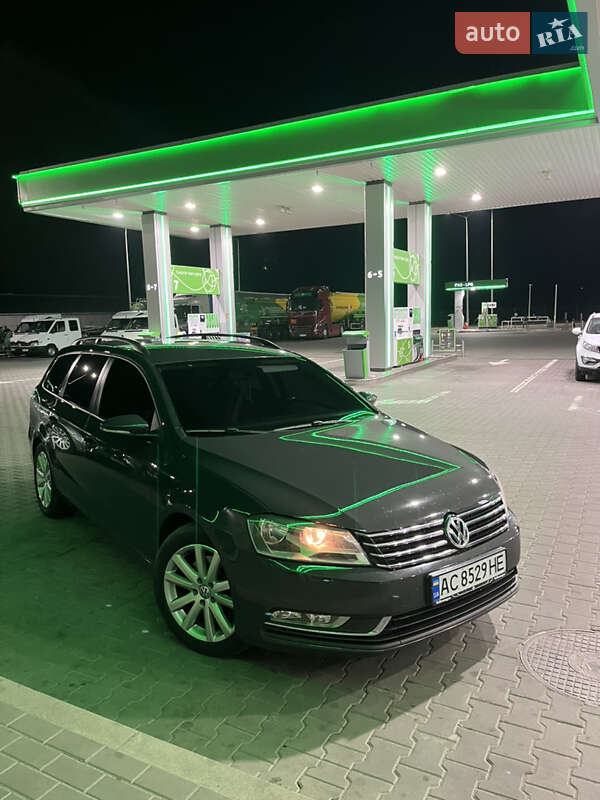 Volkswagen Passat (2012)