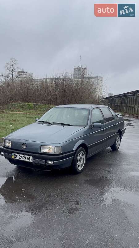 Volkswagen Passat (1988)
