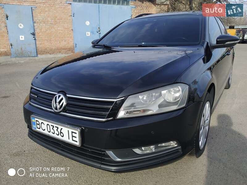 Volkswagen Passat (2011)