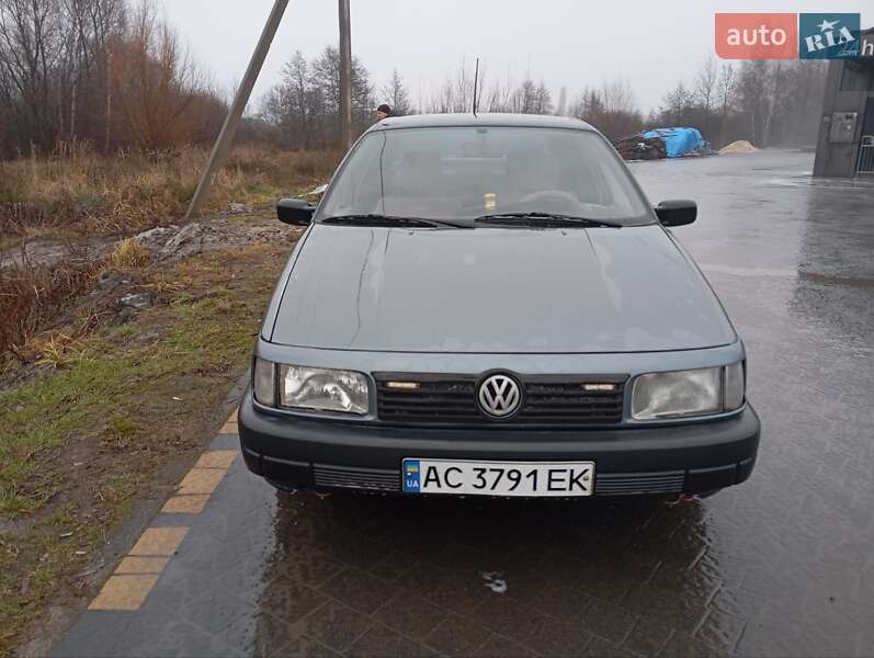 Volkswagen Passat (1989)