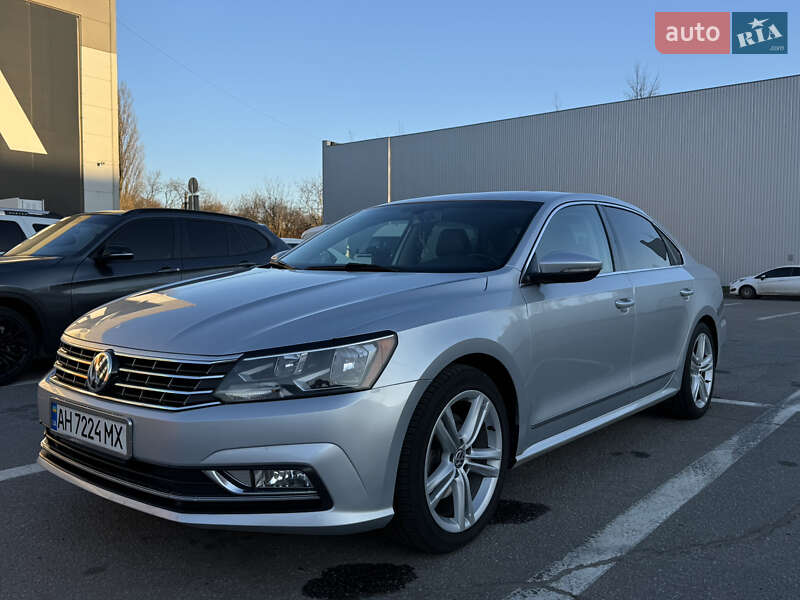 Volkswagen Passat (2016)