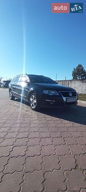 Volkswagen Passat (2010)