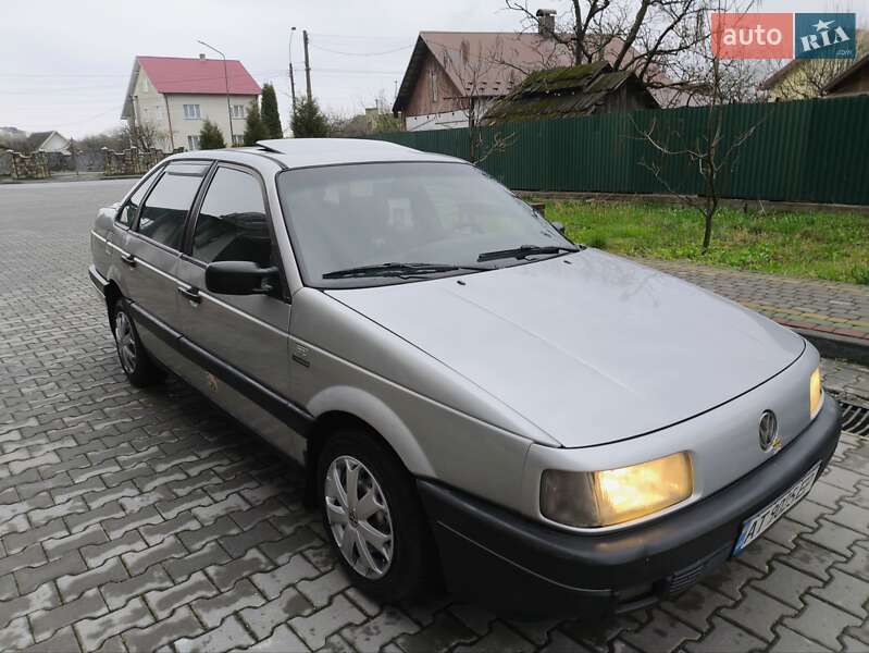 Volkswagen Passat (1989)