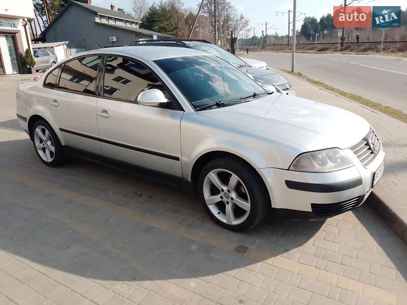 Volkswagen Passat (2004)