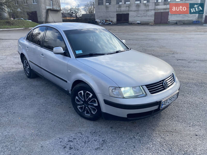 Volkswagen Passat (1999)