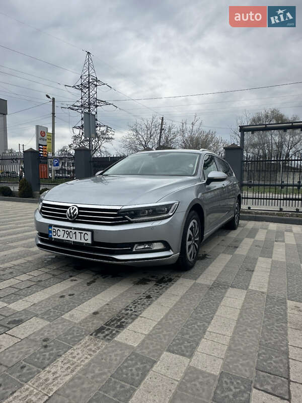 Volkswagen Passat (2019)